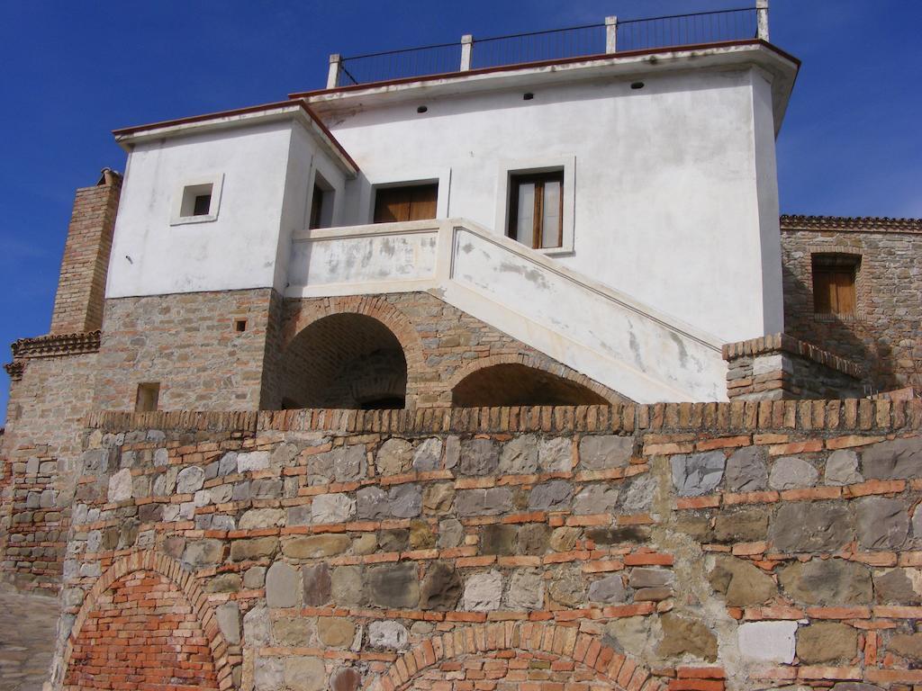 Casa Vacanze Isabella Aliano Екстер'єр фото