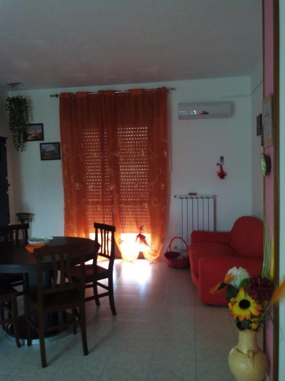 Casa Vacanze Isabella Aliano Екстер'єр фото