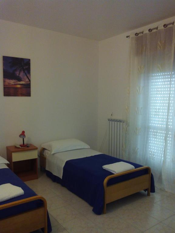 Casa Vacanze Isabella Aliano Екстер'єр фото