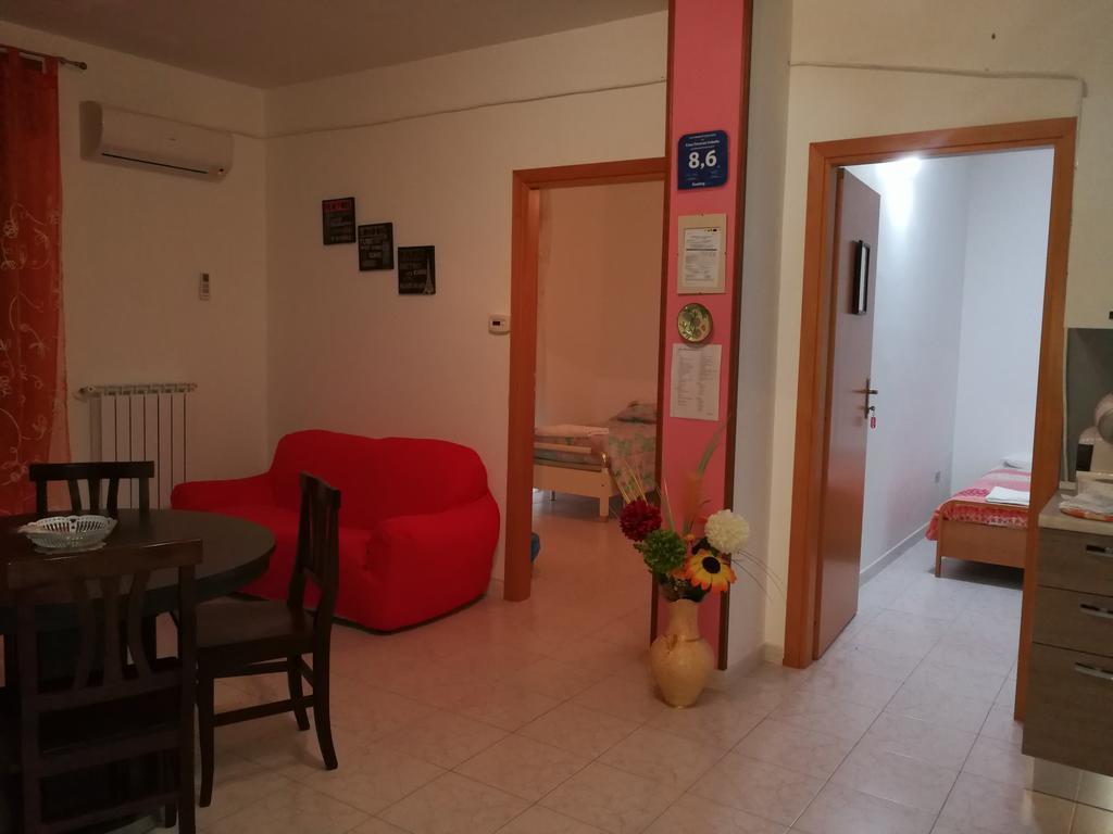 Casa Vacanze Isabella Aliano Екстер'єр фото